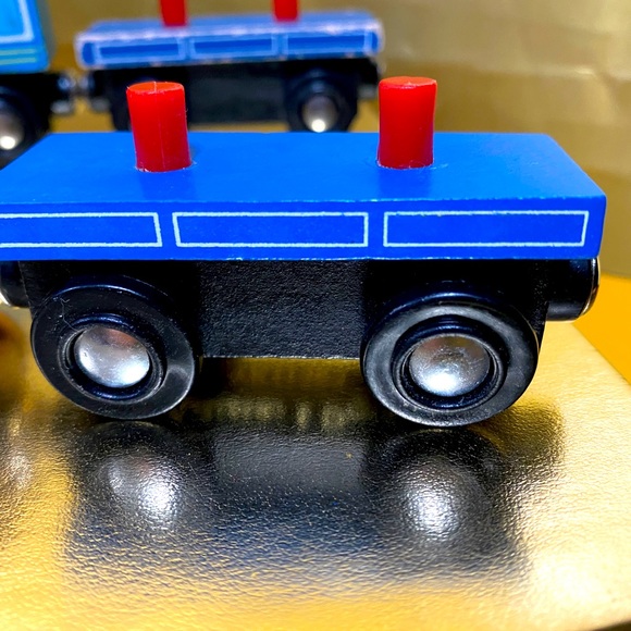 VINTAGE WOODEN TRAIN ENGINES & CARS MAGNETIC LSU, DOUG & MELISSA NAME TRAINS (6) - Picture 7 of 16